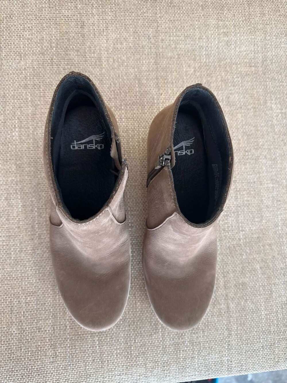 Dansko Lola Taupe Burnished Leather Ankle Bootie Size 37
